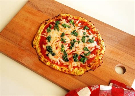 How to Turn Boring Ol' Cauliflower into Delicious Pizza Crust, Chips ...