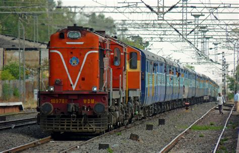 Indian Railways to Manufacture Dual-Diesel and Electric-Engines