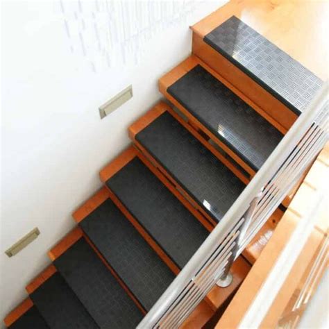 8 Installation Method for Basement Rubber Stair Treads - 2024 Guide ...