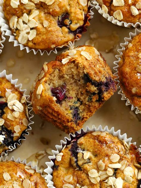 Healthy Breakfast Muffins {Blueberry & Oat}