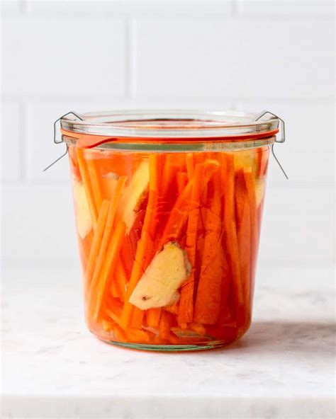 Ginger Pickled Carrots - Cooking With Elo