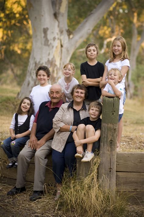 Photo Ideas For Grandparents With Grandchildren - grandparentsdayblog