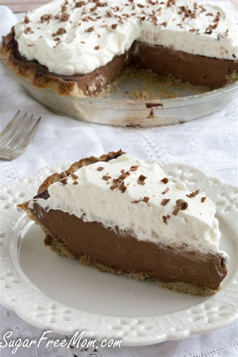 Sugar Free Keto Chocolate Cream Pie (Low Carb, Nut Free, Gluten Free)