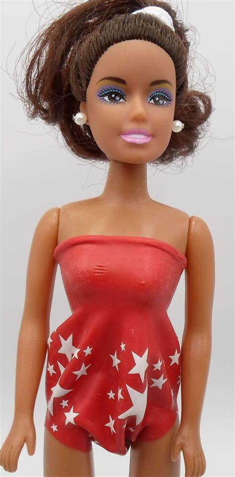 DIY Barbie Blog : Barbie Clothes from Balloons -Summer Holidays Version