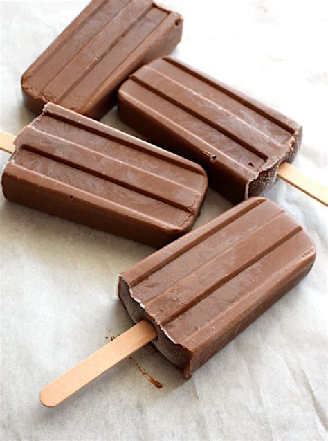 Helados de chocolate en paleta | Helado de chocolate, Paletas de ...