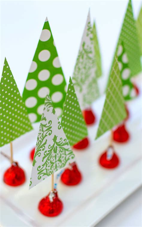 50 Best DIY Christmas Table Decoration Ideas for 2022