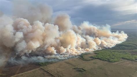 Wildfire in Canada’s British Columbia forces thousands to evacuate ...