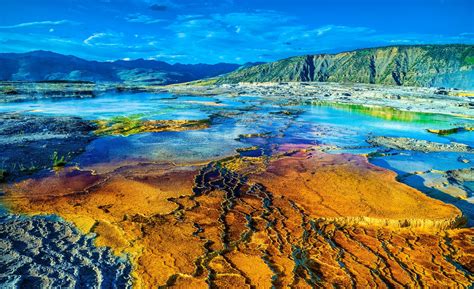 Yellowstone National Park - America's First National Park | National ...