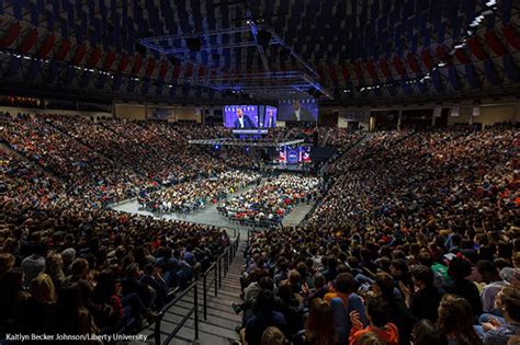 Liberty University Announces its Spring 2016 Convocation Guests