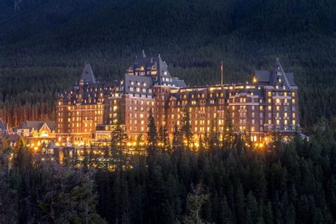 What's the Fairmont Banff Springs Hotel REALLY Like?