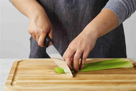 Knife Skills for Beginners: A Visual Guide to Slicing, Dicing, and More