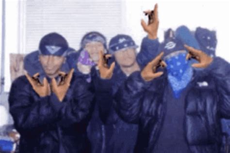 Crips Gangster GIF - Crips Gangster - Découvrir et partager des GIF