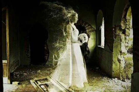 Ghosts of The Banff Springs Hotel | Ghost bride, Ghost pictures, Ghost ...