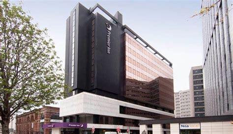 Leeds City Centre (Leeds Arena) Hotel | Premier Inn