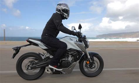 Review of the Honda CB125R: A Stylish and Reliable Ride - moto in world