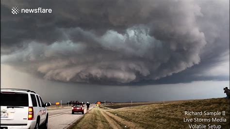 Tornado Formation : Tornado Facts Causes Formation Seeking Shelter Live ...