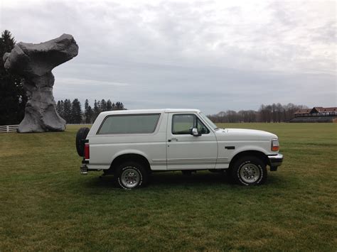 OJ’s White Bronco Comes to Greenwich As Part of Nate Lowman’s Exhibit ...