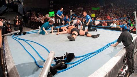 10 Unbelievable WWE Smackdown Endings We Completely Forgot About