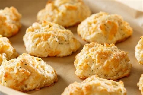 Cheese Garlic Biscuits: the easy drop biscuit recipe your family will love