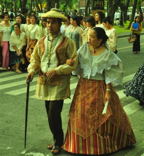 Traditional clothing in the Philippines. Barong Tagalog & Baro at Saya ...