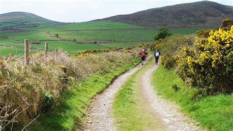 Hiking the Dingle Way - 8 Days | kimkim