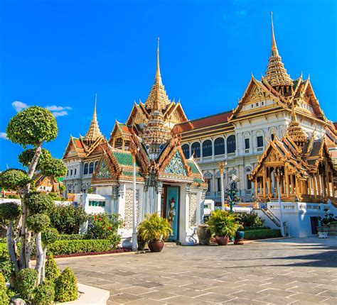 Half Day Royal Grand Palace and Bangkok Temples - Private Tour on ...