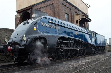 A4 Pacific 'Sir Nigel Gresley' 60007 | Steam engine trains, Steam ...