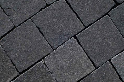 GALAXY BLACK LIMESTONE TUMBLED PAVERS | Lyngso Garden Materials, San ...