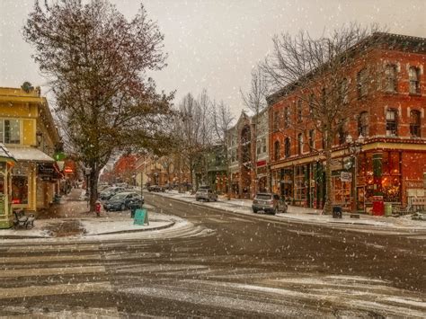 Holiday Fun at Fairhaven Winterfest in Bellingham