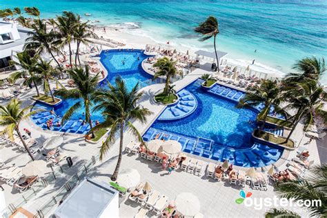 Hotel Riu Cancun Review: What To REALLY Expect If You Stay