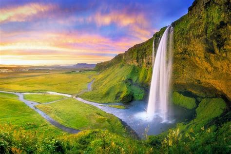 15 Top Waterfalls in Iceland | PlanetWare