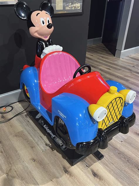 0 Mickey Mouse Kiddie Ride | GAA Classic Cars