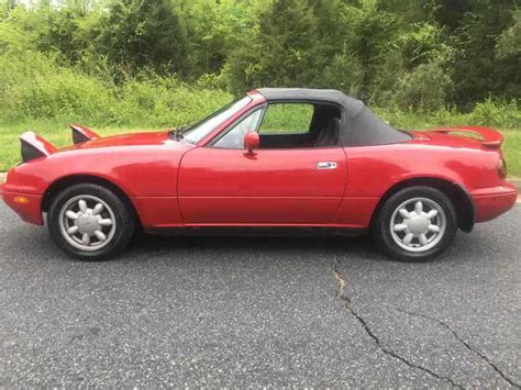 1991 Mazda Miata Convertible Rare Red RWD Automatic Runs Nice for sale ...