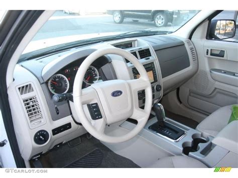 Ford escape hybrid interior colors