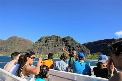 Niihau, Hawaii: How to Visit Hawaii's "Forbidden Island"