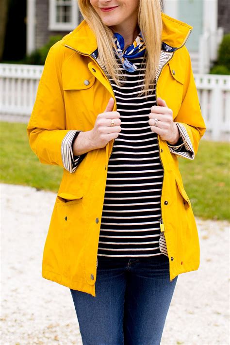 Nice Confident Tips On Wearing Yellow Clothes Preppy Style Spring ...