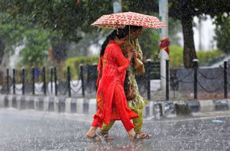 Best pictures that capture the essence of monsoon in India - cnbctv18.com