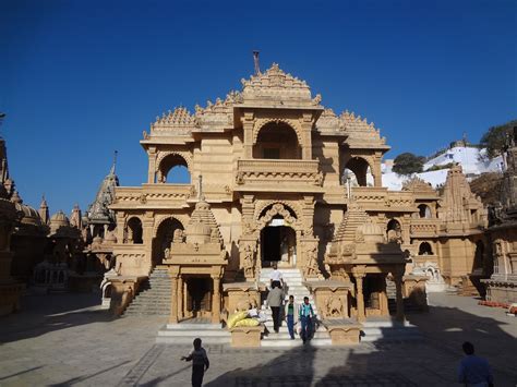 palitana temple - Google Search | Jain Temples Interiors/Exteriors ...