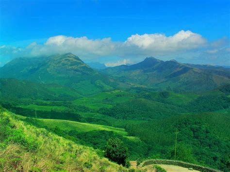 Anamudi Peak Munnar- Photos, Entry Fee, Timings & Trekking | Munnar ...