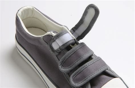 Velcro Strap-On Sneakers - Strawberrycoco