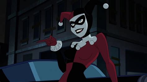 Paul Dini Explains Harley Quinn Dropping Her Classic Jester Costume