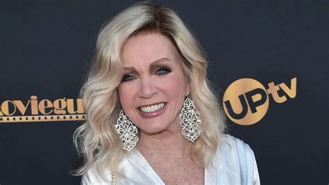 Donna Mills Plastic Surgery: Does She Rely on Beauty Hacks or Cosmetic ...