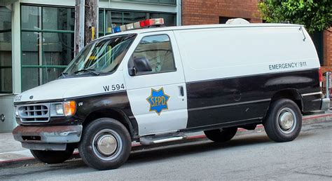 San Francisco PD - W594 | Police cars, Police truck, Police