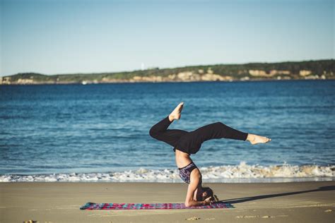 Headstand Yoga Pose Is Something You Should Do Every Day