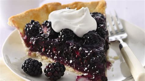 Fresh Blackberry Pie recipe from Pillsbury.com