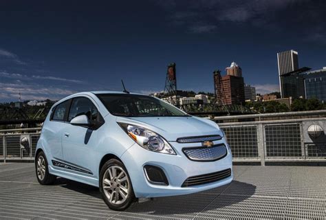 Chevrolet Spark EV Photos and Specs. Photo: Spark EV Chevrolet spec and ...