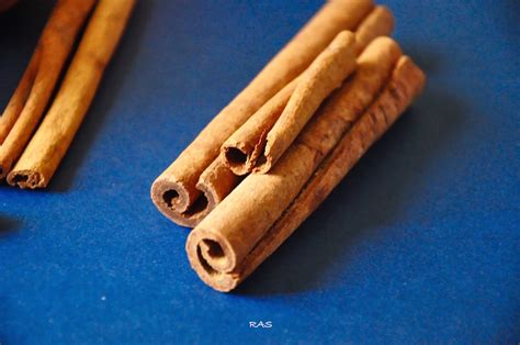 Cinnamon Varieties | Types of Cinnamon - Recipes 'R' Simple