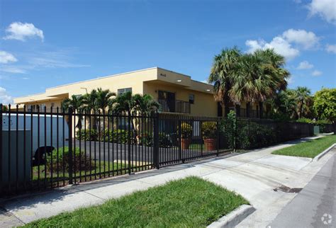 Miami Gardens Apartments - Miami, FL | Apartments.com