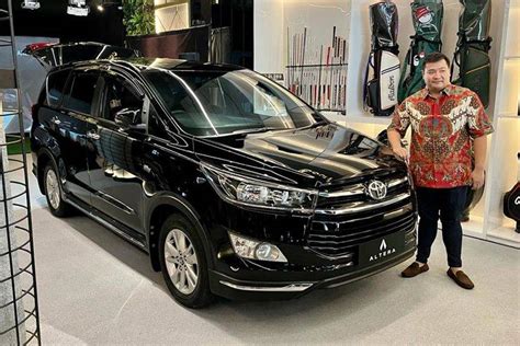 Modifikasi Interior Toyota Innova Reborn Jadi Semewah Innova Zenix ...