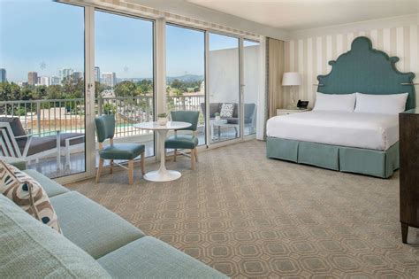 The Beverly Hilton Hotel in Los Angeles (CA) - Room Deals, Photos & Reviews